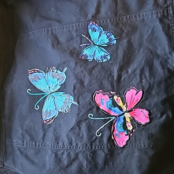 DENIM FEEL COTTON BUTTON DOWN!! 💙🩷❤️🦋🦋🦋 - Picture 12 of 12